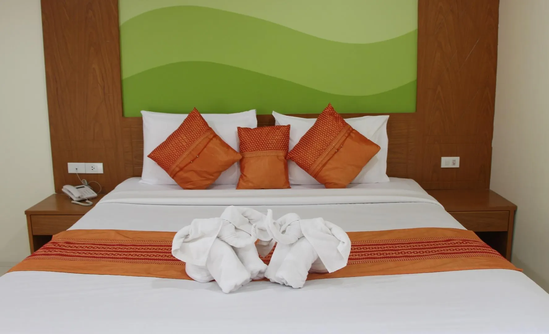 Suwanpupa Hotel Kathu 2*,  Thailand